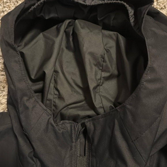 The North Face Black Outerwear - Picture 10 of 10